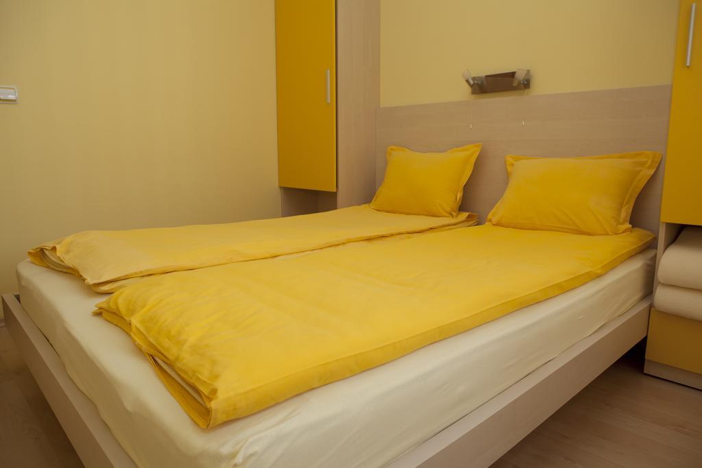 Spa Villa Crystal Hisarya Room photo